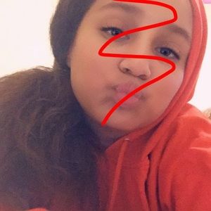 Meet your Posher, Estefany